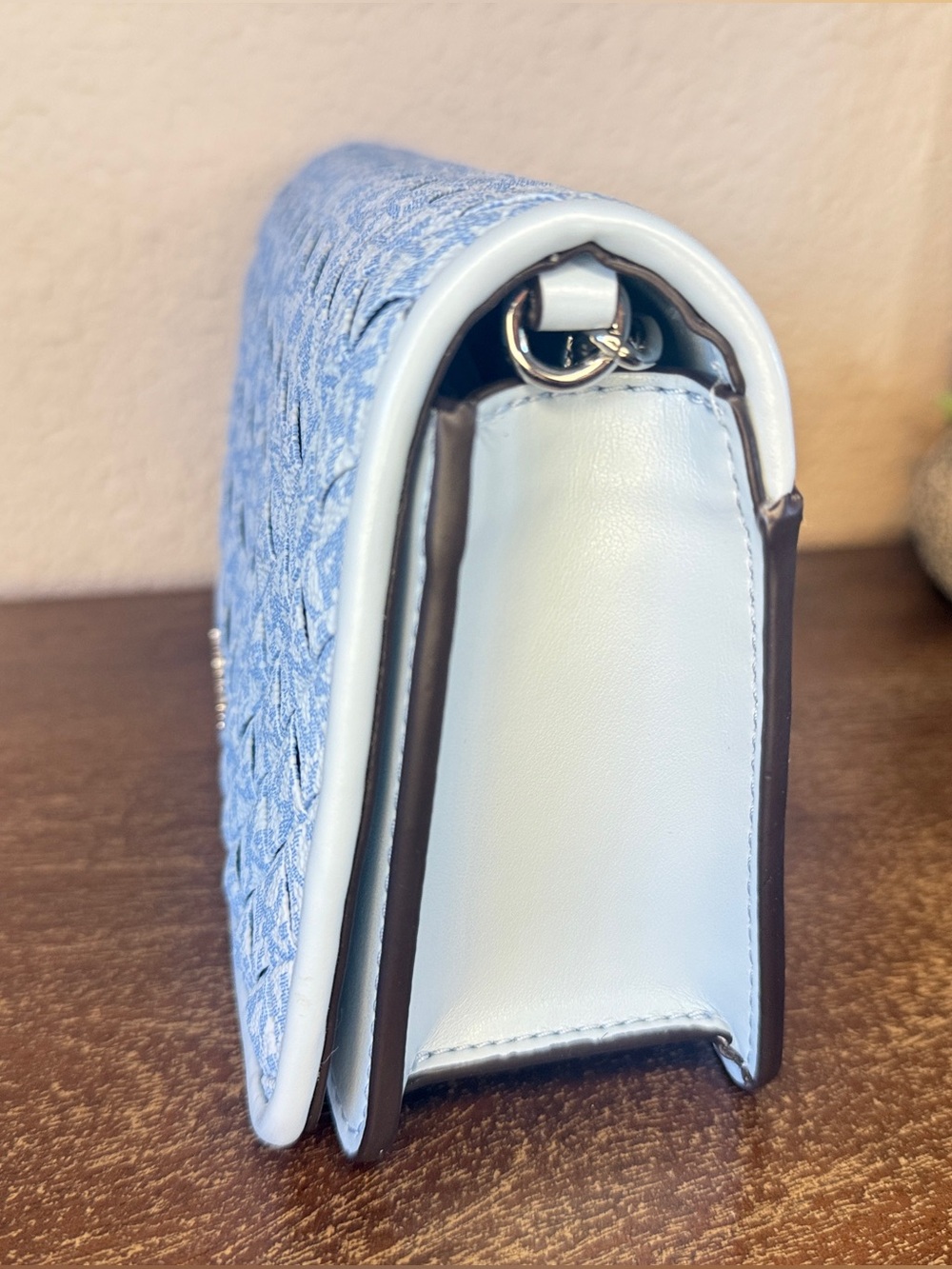 Michael Kors Jet Set - Medium Full Flap Crossbody Bag - Pale Ocean Blue Monogram - Picture 6 of 16